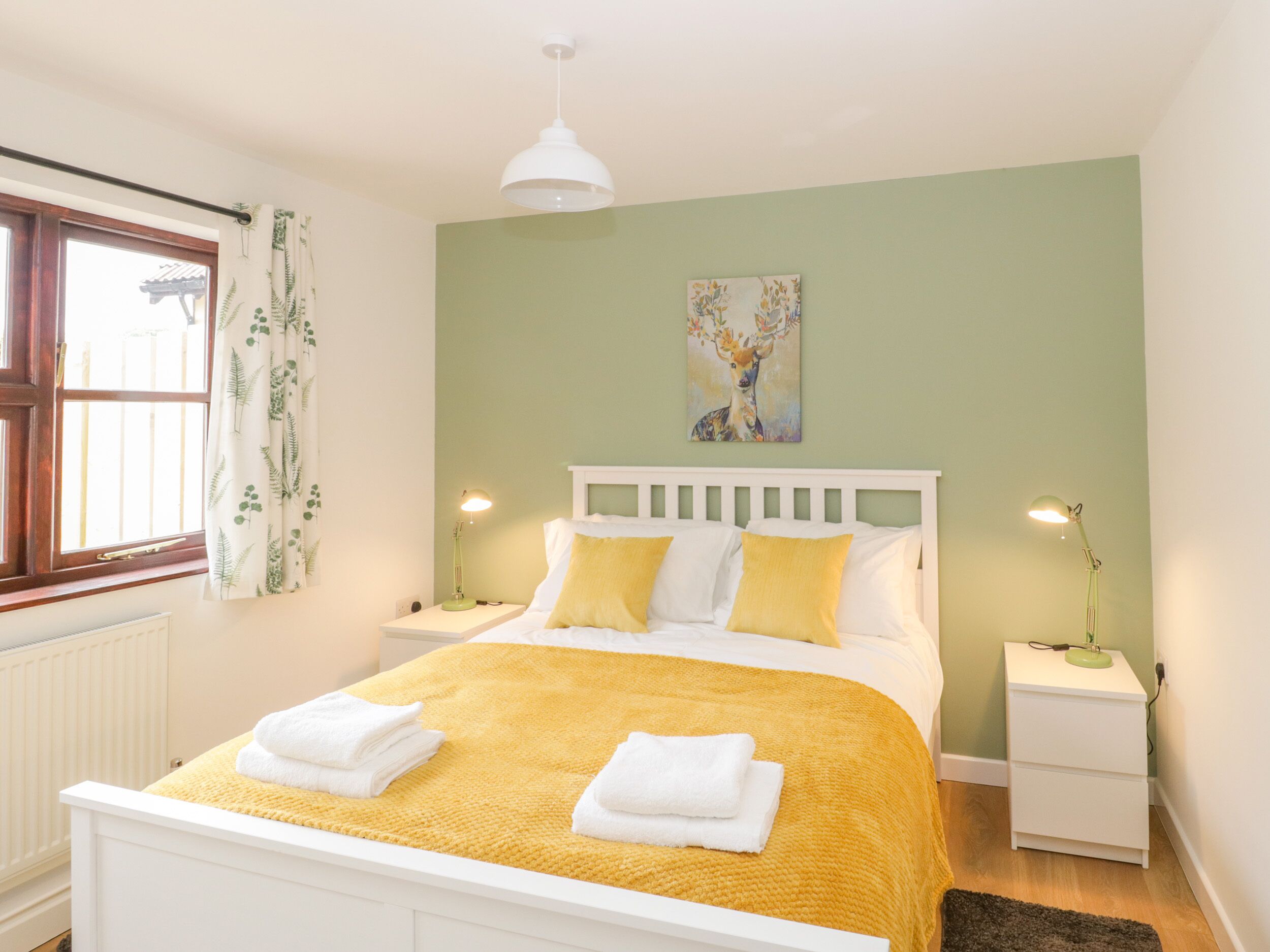 Cottage | 2 phòng ngủ, trang trí khác biệt 