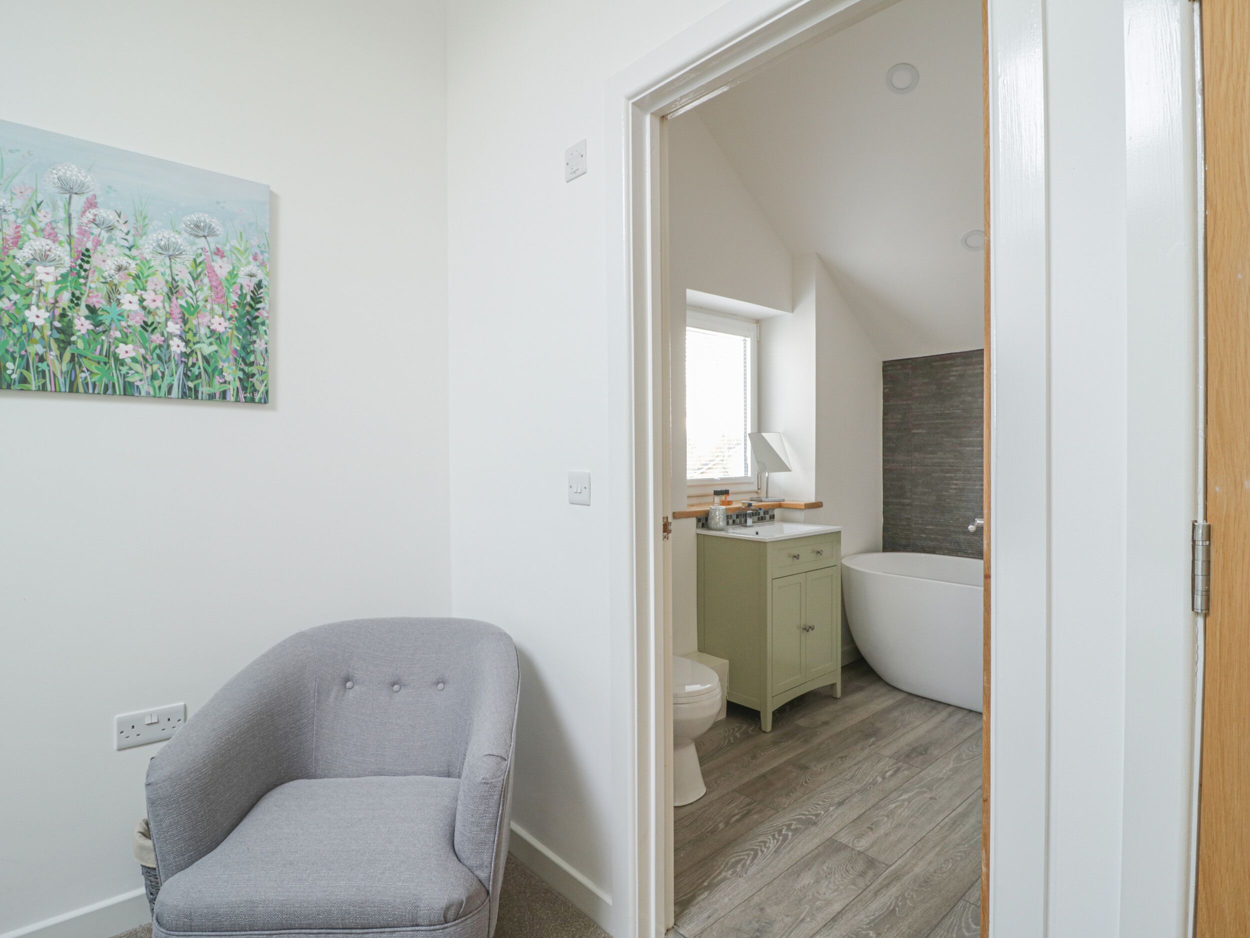 平房 | 2 間臥室、獨特裝潢、布置獨特、免費無線上網