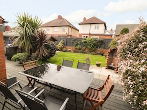 Cottage | Balcony