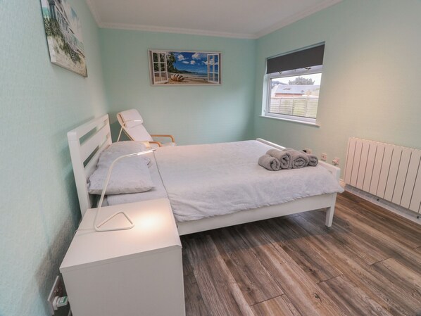 2 bedrooms, individually decorated, individually furnished, free WiFi