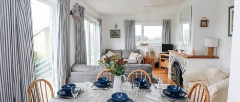 Cottage | Living room