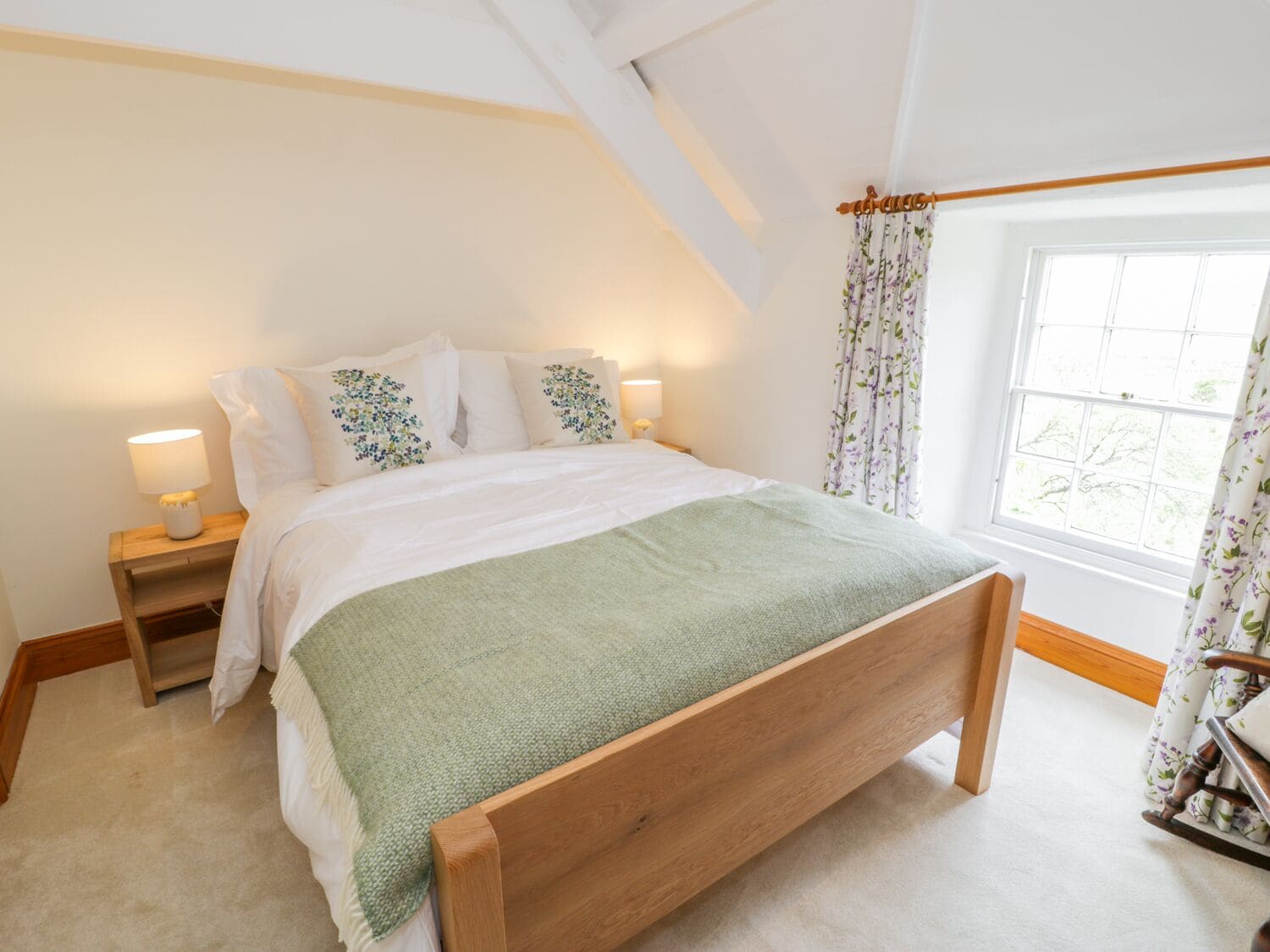 Cottage | 4 slaapkamers, individueel gedecoreerd, individueel gemeubileerd