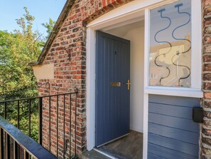 Cottage | Interior - 2 Rodgers Mews (Malton)