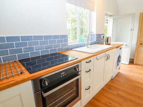 Interior. Well House Farm Flat 2