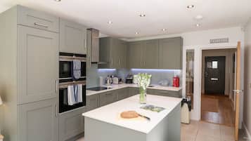 Cottage | Cuisine privée | Micro-ondes, plaque de cuisson, lave-vaisselle, grille-pain