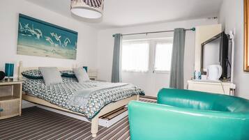 Cottage | 9 bedrooms, individually decorated, individually furnished, free WiFi