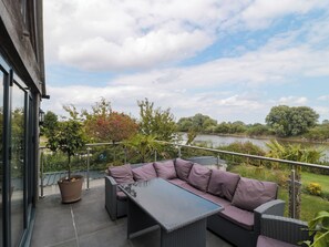 Cottage | Interior - Longmynd (Gloucester)