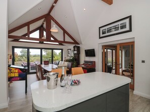 Cottage | Interior - Longmynd (Gloucester)