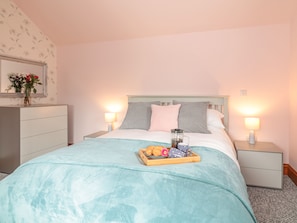 Cottage | Interior
