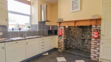 Cottage | Interior