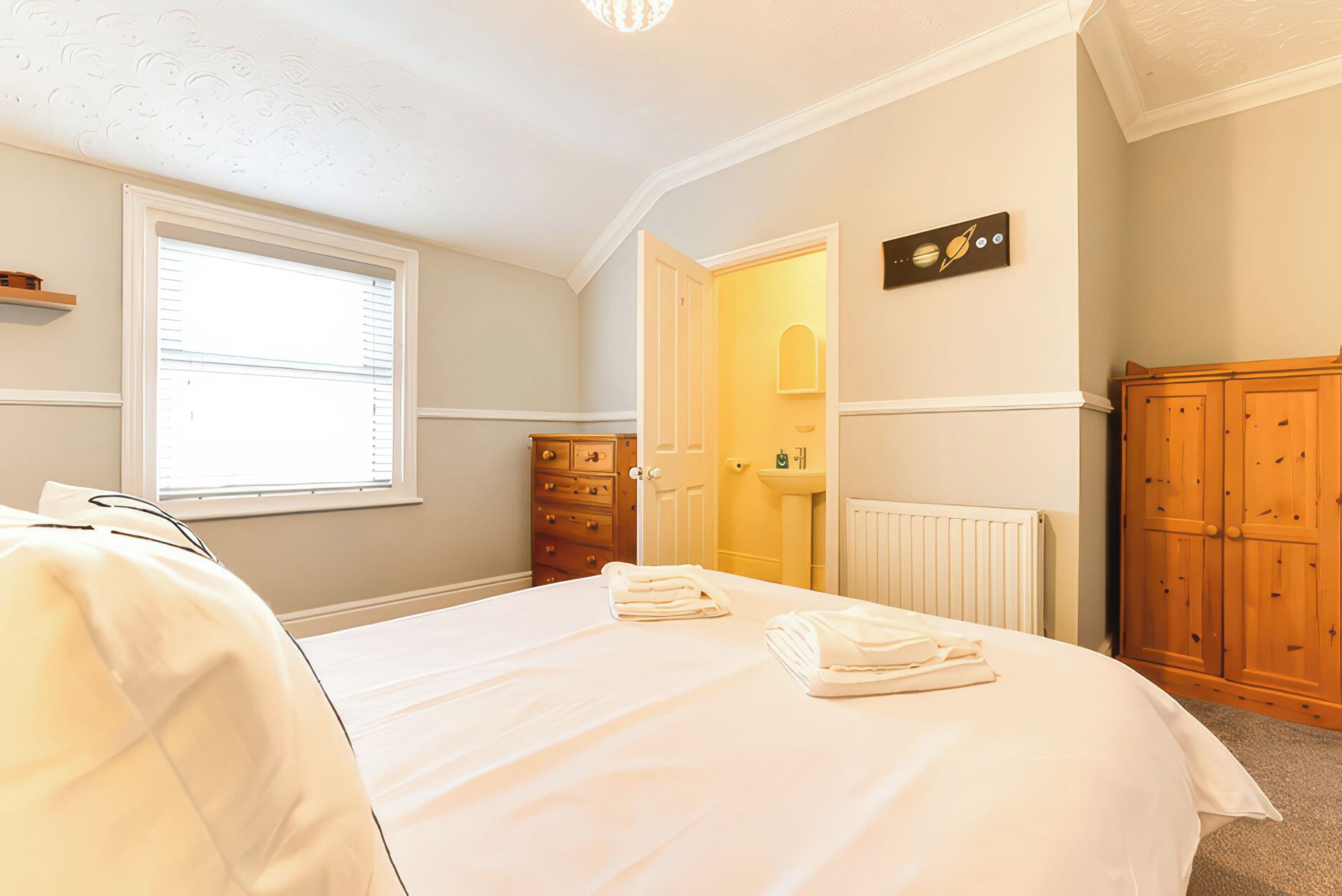 Cottage | 7 bedrooms, individually decorated, individually furnished, free WiFi