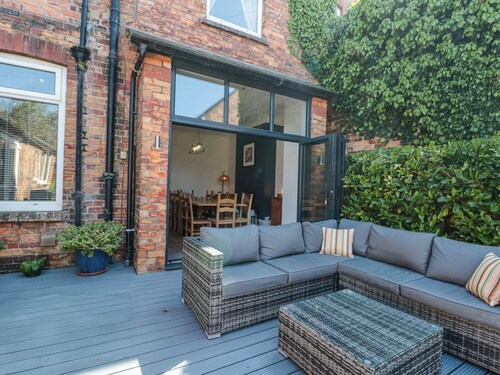 Royal Victoria House