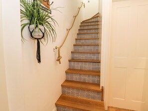 Cottage | Interior - West Cliff Apartment (Whitby)