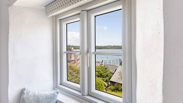 คอทเทจ | ภายใน