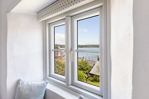 คอทเทจ | ภายใน