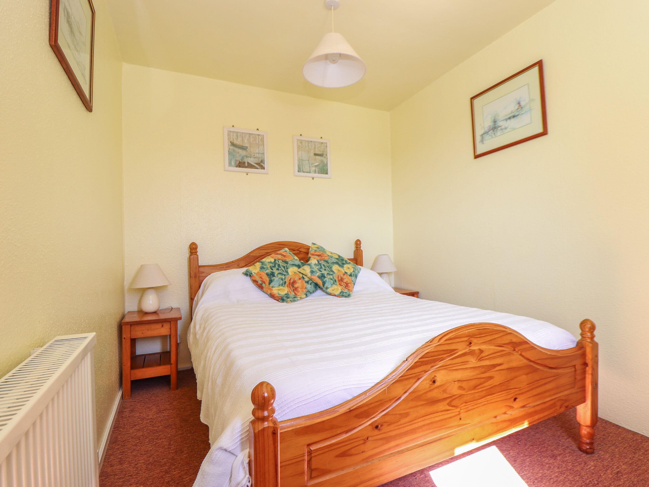Cottage | 2 bedrooms, individually decorated, individually furnished, free WiFi