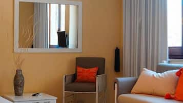 Minibar, schallisolierte Zimmer, kostenloses WLAN, BettwÀsche