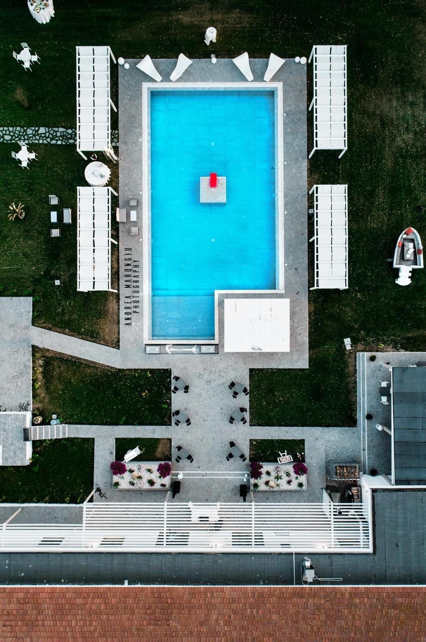 Piscine extérieure (ouverte en saison)