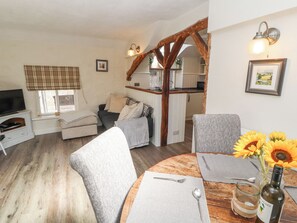 Cottage | Living area - The Landings (Carnforth)