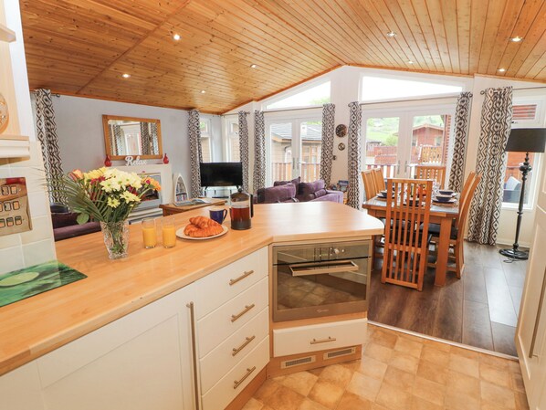 Cottage | Interior