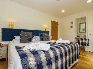 Casa de campo | 3 dormitorios, decoración individual, mobiliario individual