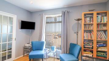 Cottage | Living room