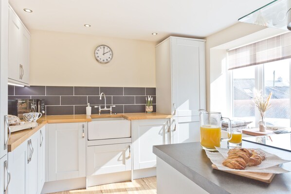 Premium-Apartment, eigenes Bad | Lounge