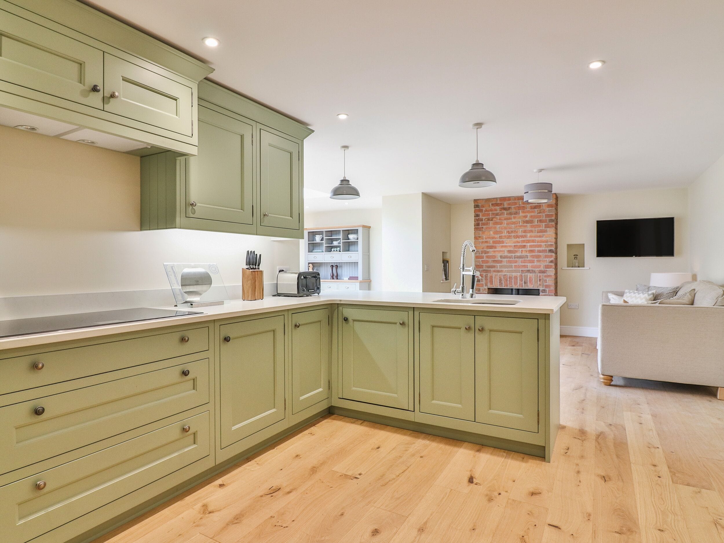 Casa de campo | Cocina privada | Lavavajillas, tetera eléctrica, tostadora y periquera 