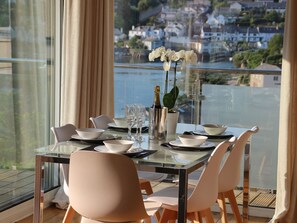 Interior - Kittiwake (Plymouth)