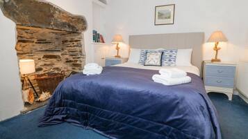 3 bedrooms, individually decorated, individually furnished, free WiFi