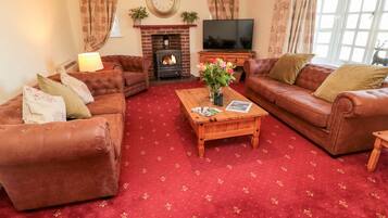 Cottage | Living room