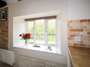 Cottage | Interior - Far Barn (Fakenham)