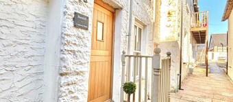 Flat 2 Galloway House