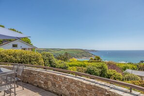 Cottage | Property grounds