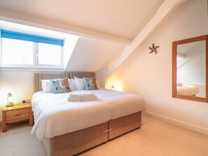 Cottage | 2 bedrooms, individually decorated, individually furnished, free WiFi - Ocean View (Marazion)
