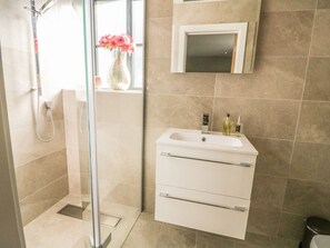 Cottage | Bathroom - The Coach House (St. Columb Major)