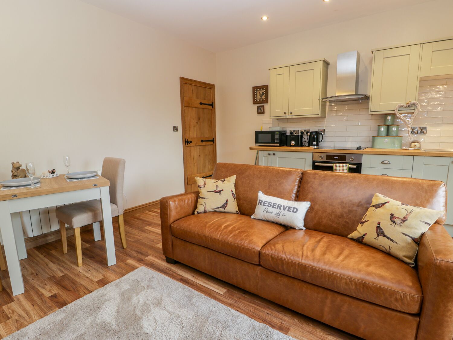 Cottage | Living area