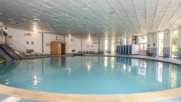 Cottage | Pool | Indoor pool, outdoor pool