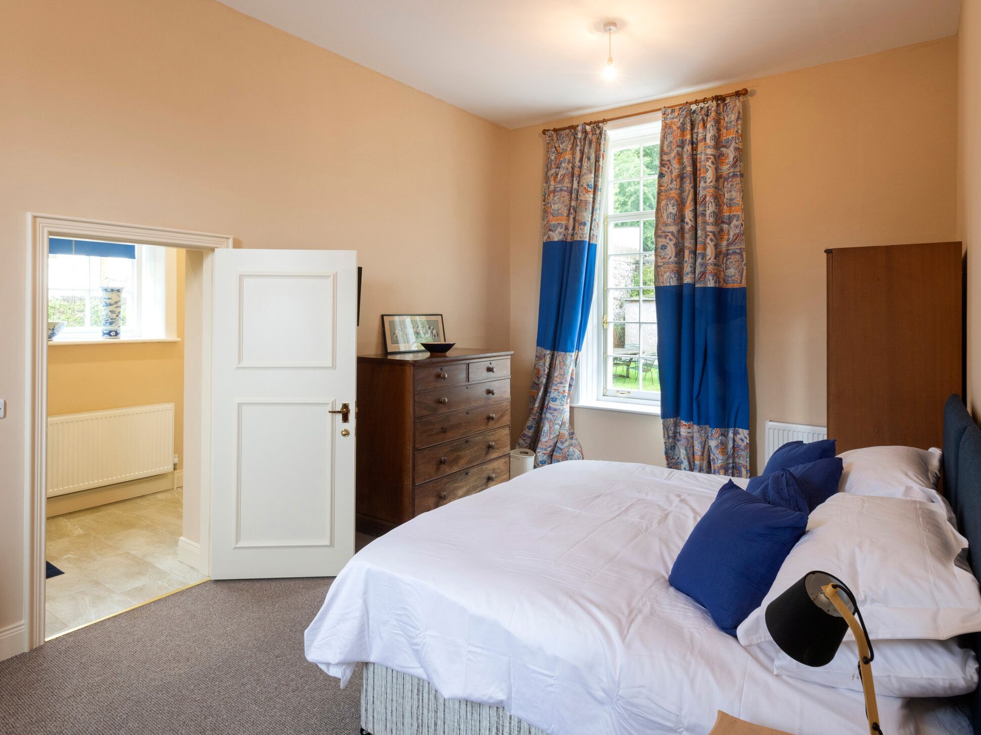 Cottage | Interior