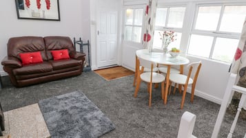 Cottage | Living area