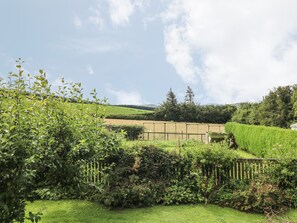 Cottage | Interior - Tiore (Kelso)