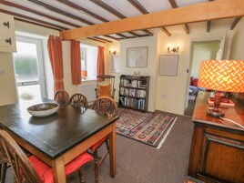 Cottage | Living room