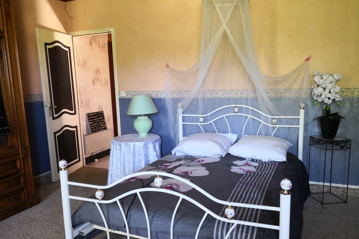 Doppelzimmer, Gartenblick