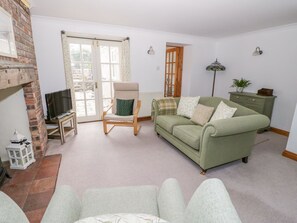 Cottage | Interior