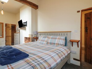 2 عدّة غرف نوم وبديكورات فريدة لكل غرفة وطراز فريد لكل وحدة