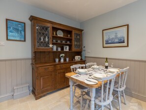 Cottage | Interior - Riverhouse Lodge (Weymouth)