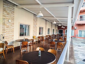 Căn hộ | Khu ẩm thực ngoài trời