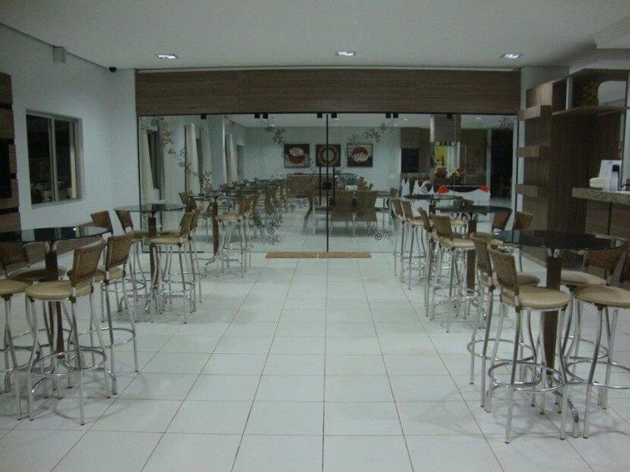 تناول الطعام