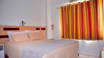 Apartamento | 1 quarto, cofres nos quartos, cortinas blackout