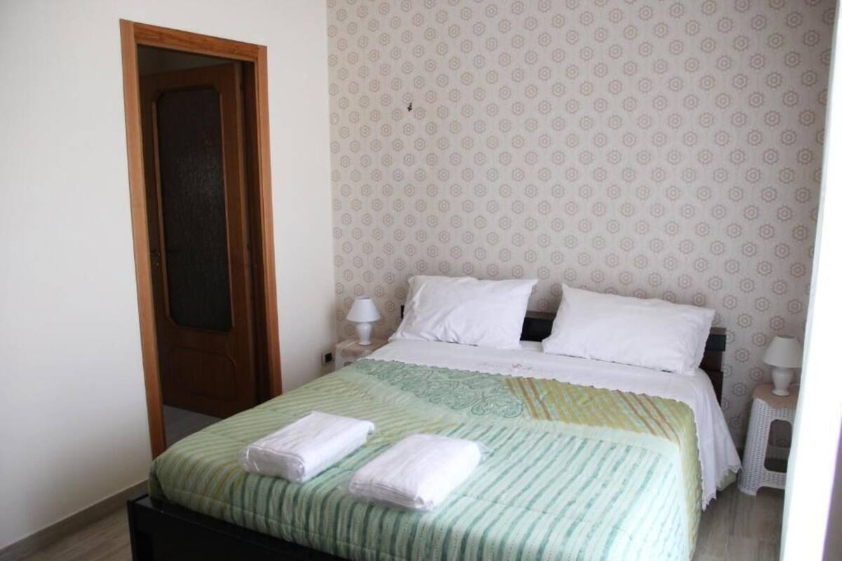Bureau, lits bébé (en supplément), Wi-Fi gratuit, draps fournis